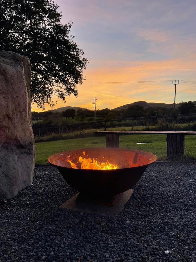 Maen Llwyd Vila Llanyre Exterior foto