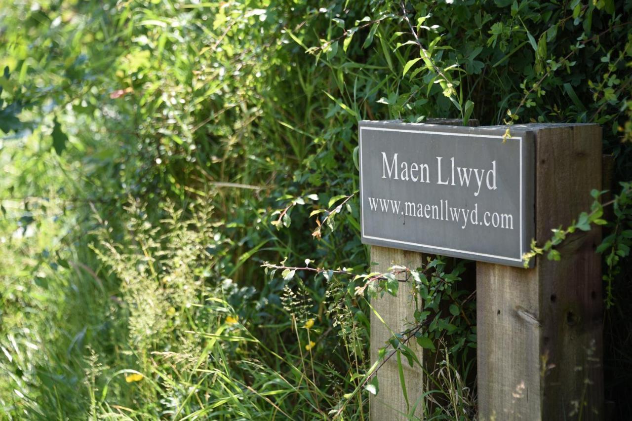 Maen Llwyd Vila Llanyre Exterior foto